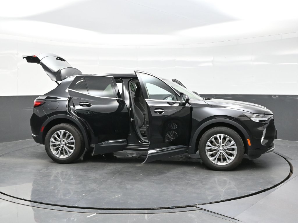 Used 2023 Buick Envision Preferred AWD/4WD image 46