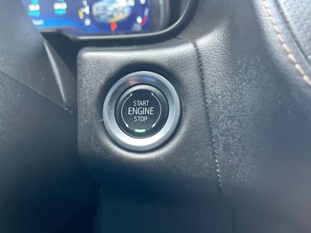 Used 2024 Chevrolet Tahoe Premier AWD/4WD image 16