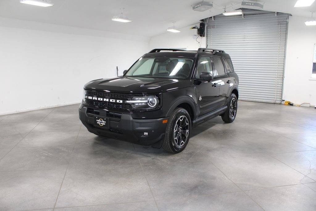 New 2025 Ford Bronco Sport Outer Banks w/ Outer Banks Tech Package+ video 3