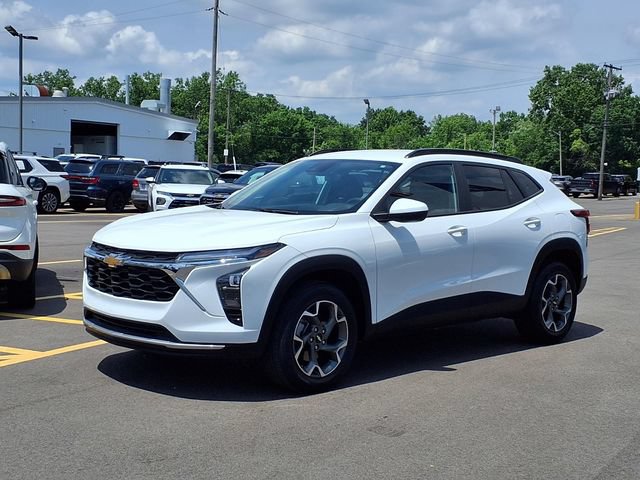 Used 2024 Chevrolet Trax LT w/ LT Convenience Package FWD video 1