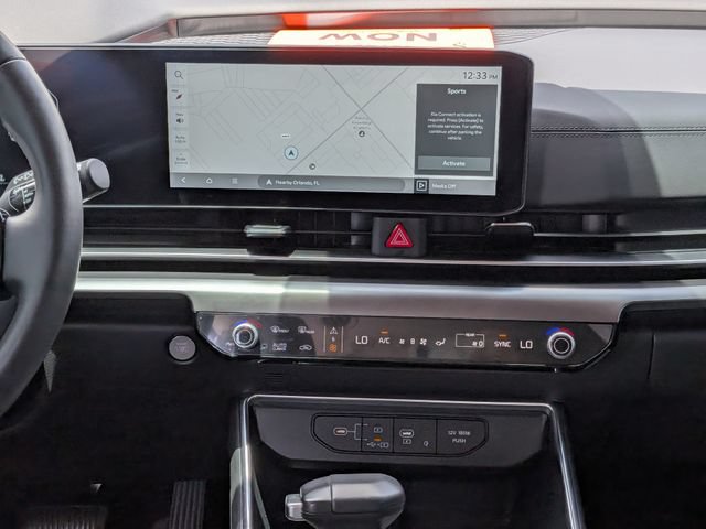 Certified 2026 Kia Carnival SX Prestige FWD image 17