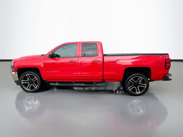 Used 2018 Chevrolet Silverado 1500 LT w/ LPO, Black Pack image 9