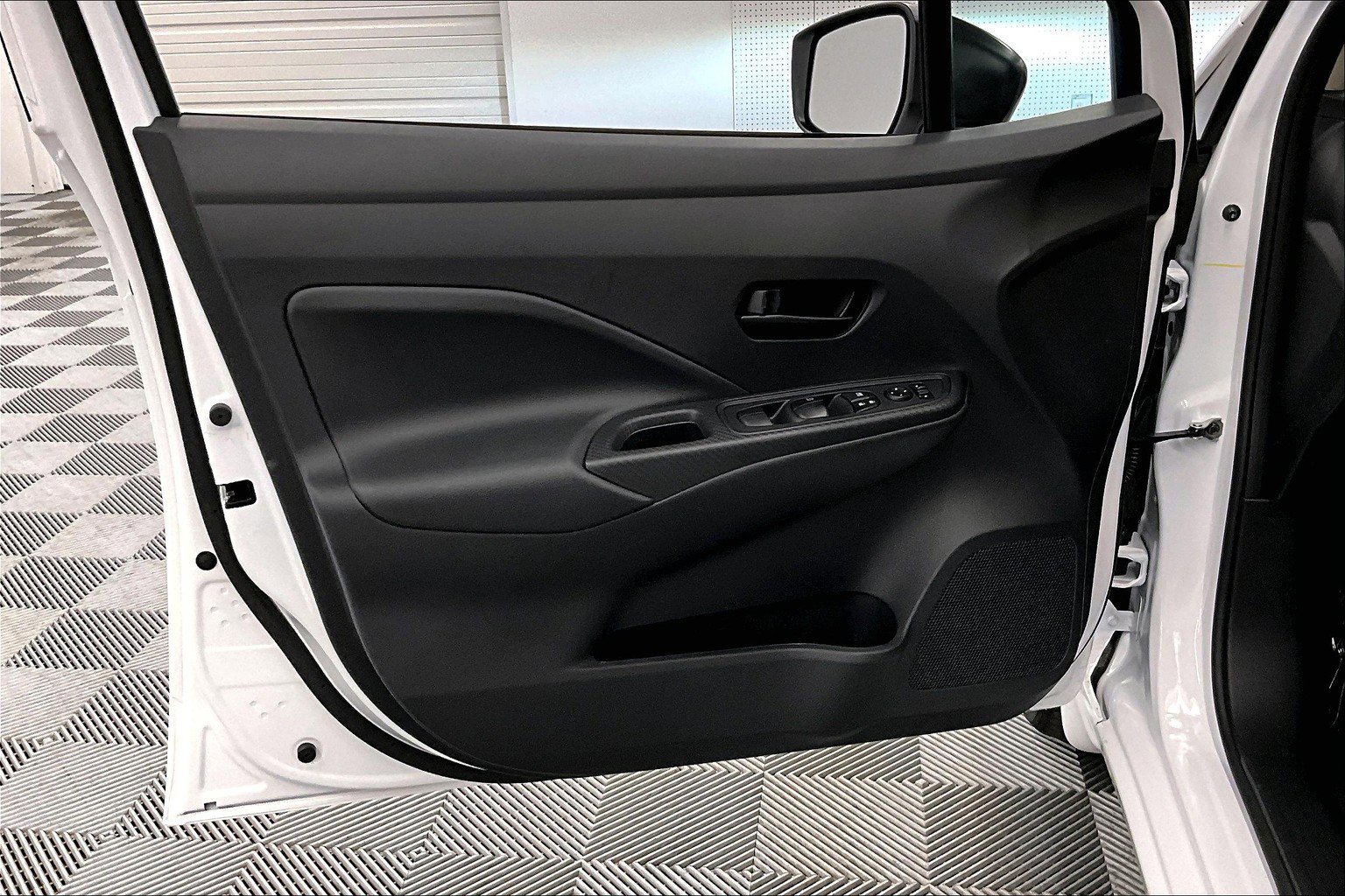 New 2025 Nissan Versa S w/ S Plus Package FWD image 30