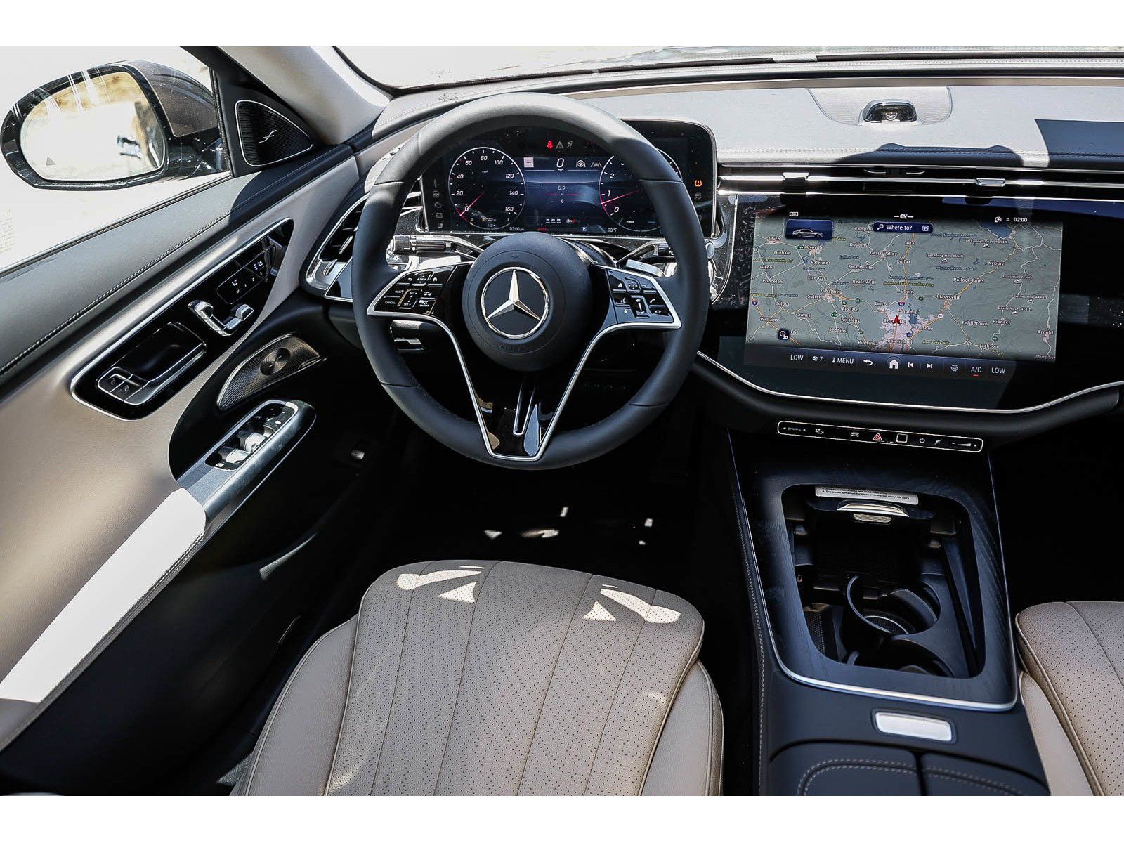 New 2026 Mercedes-Benz E 450 4MATIC Sedan image 15
