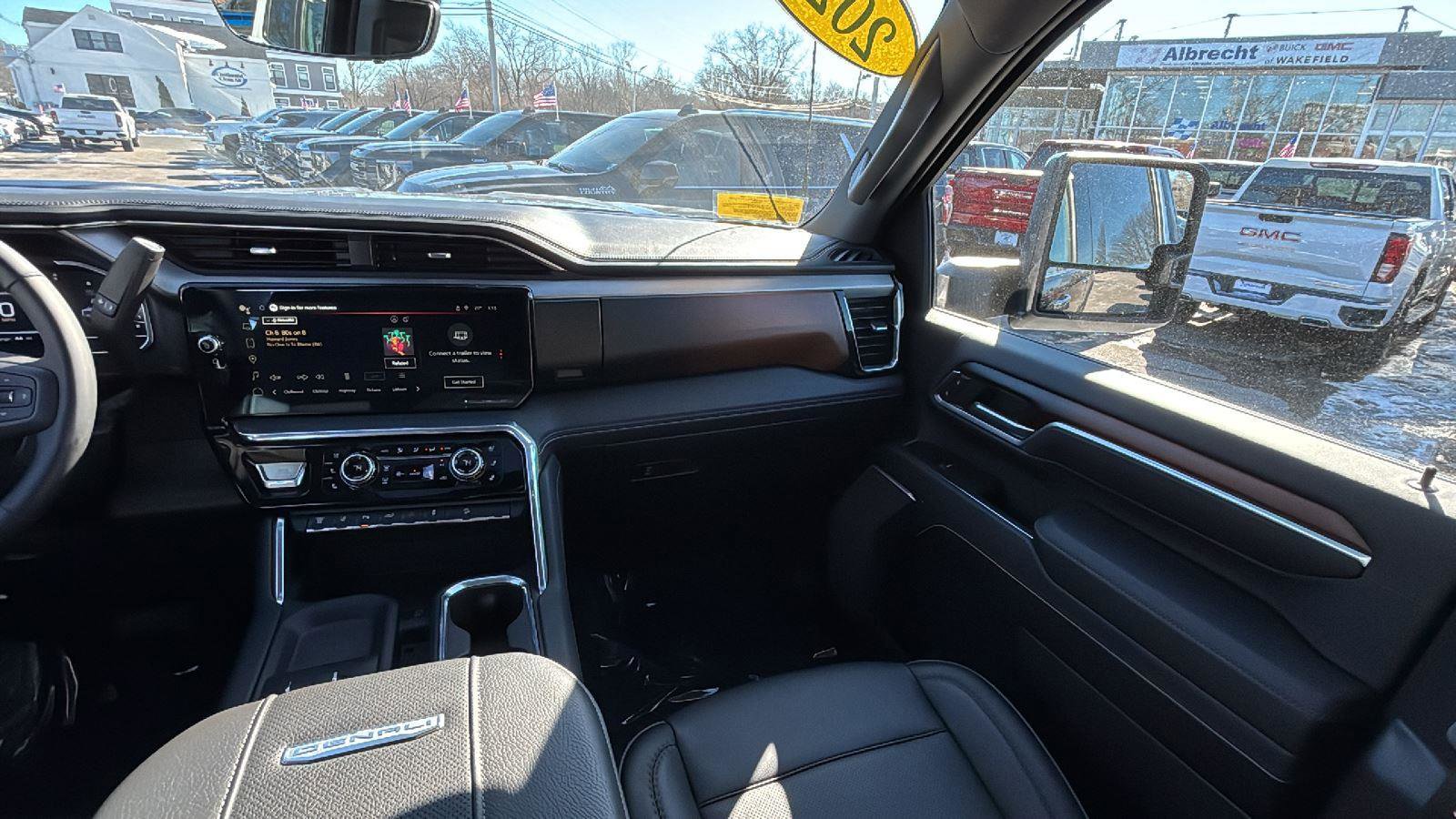 Certified 2024 GMC Sierra 3500 Denali w/ Denali Reserve Package image 28