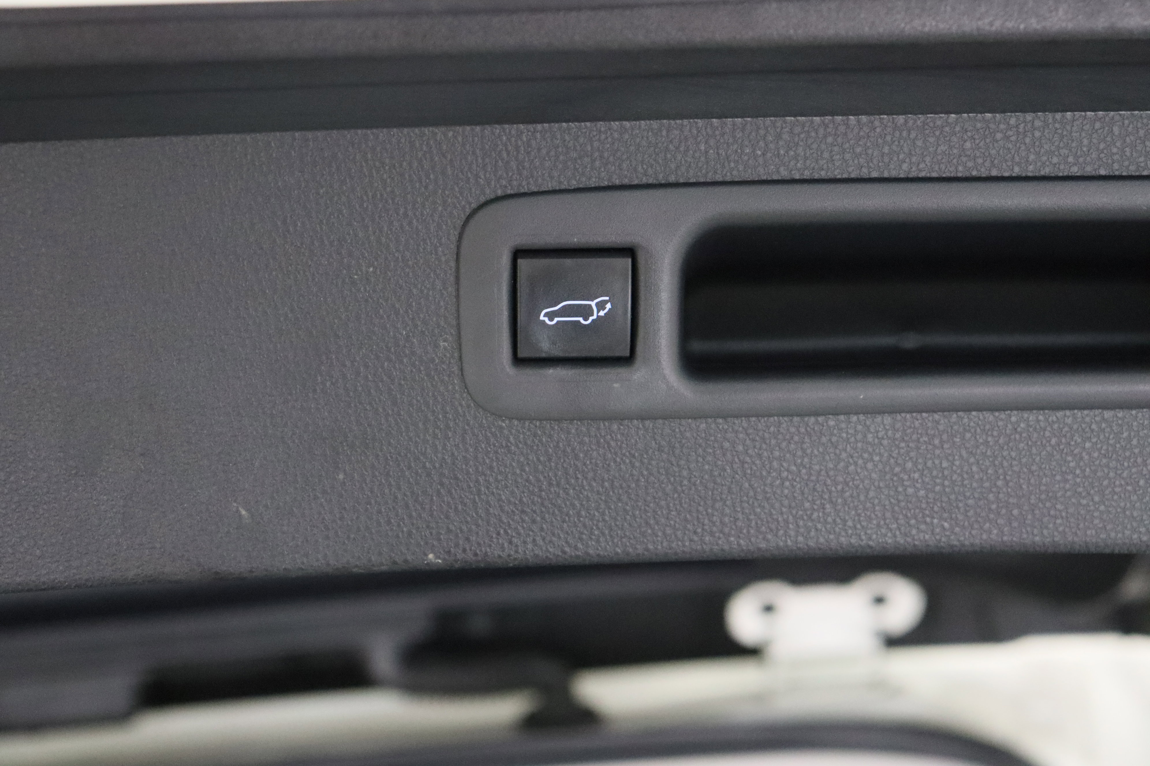 Certified 2020 Toyota Highlander Limited image 37