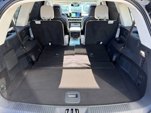 Used 2025 Lincoln Aviator Reserve w/ Equipment Group 201A image 56