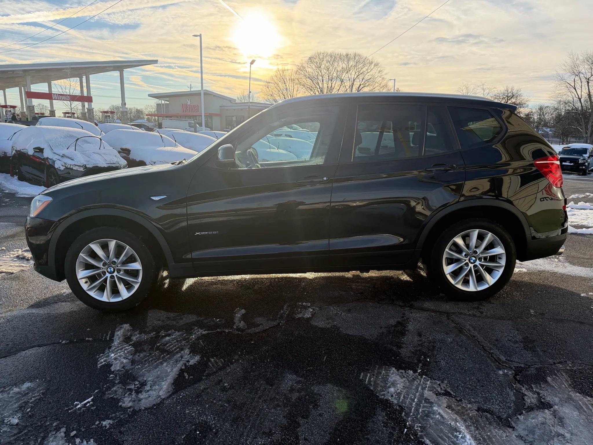 Used 2016 BMW X3 xDrive28i image 2