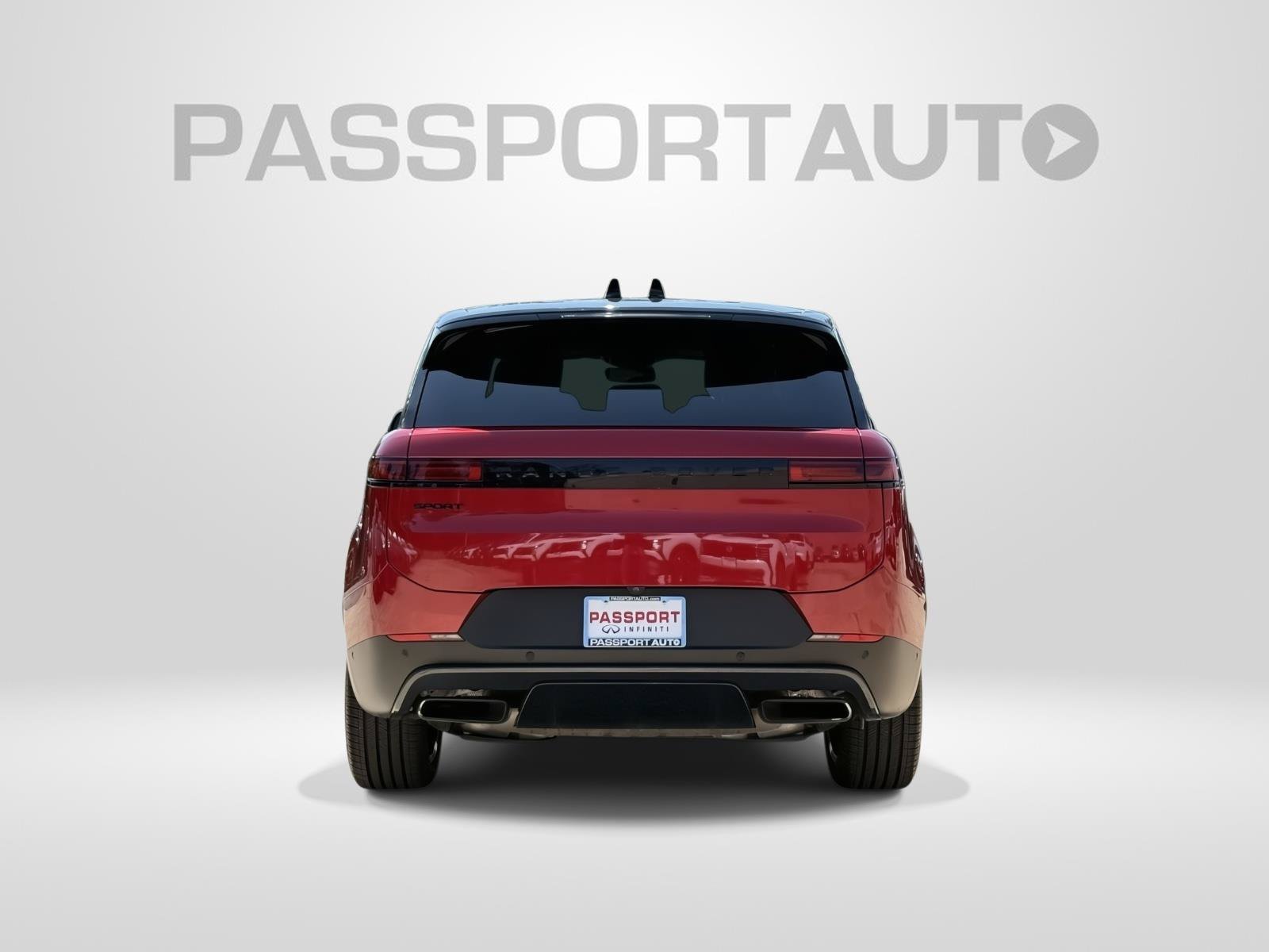 Used 2025 Land Rover Range Rover Sport SE AWD/4WD image 5