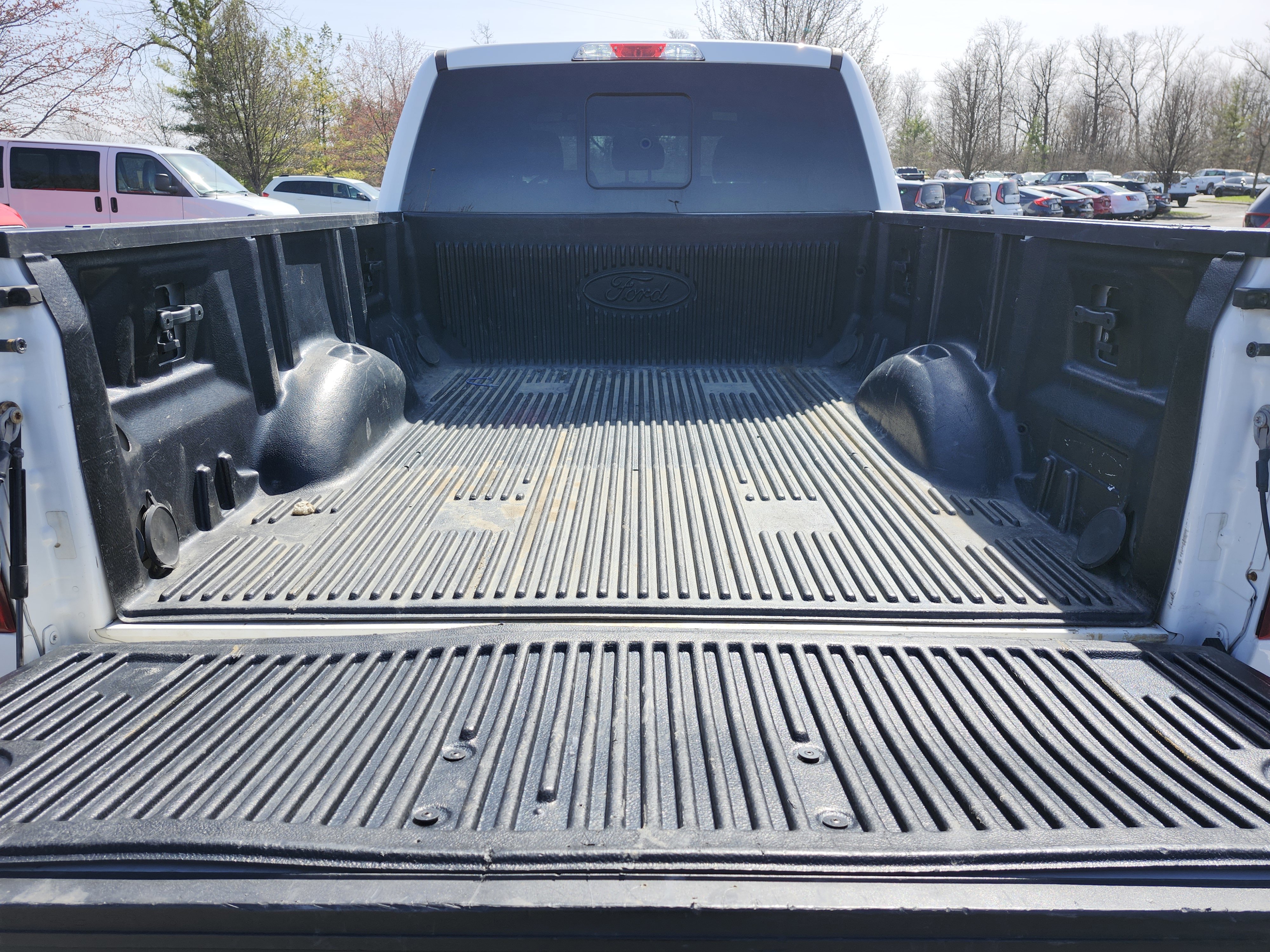 Used 2016 Ford F150 XLT w/ Equipment Group 302A Luxury image 25