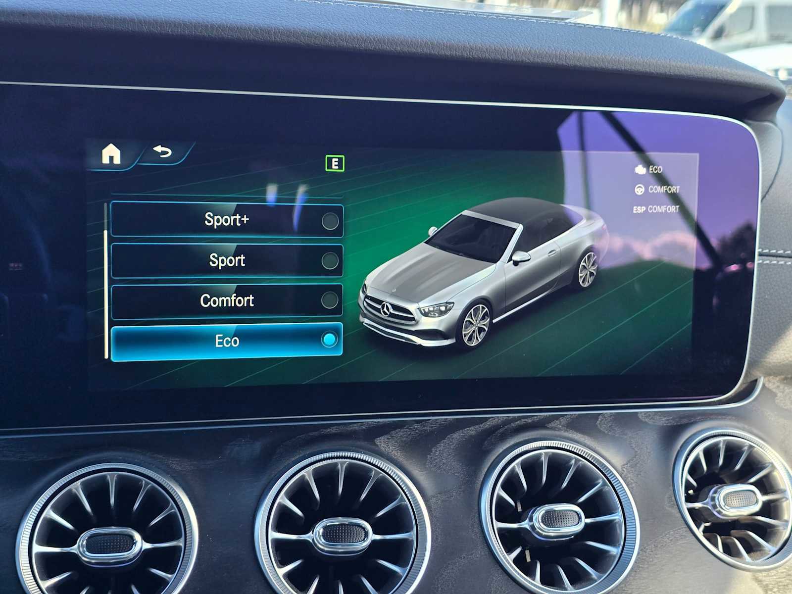 Used 2023 Mercedes-Benz E 450 Cabriolet image 29