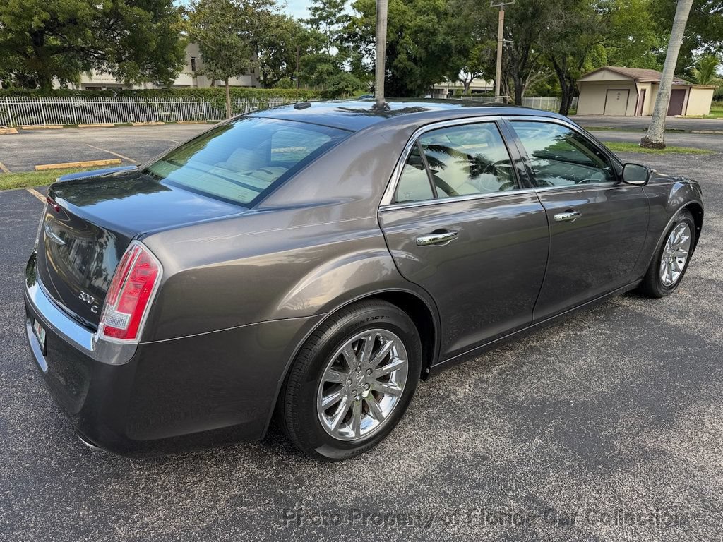 Used 2013 Chrysler 300 C RWD image 4