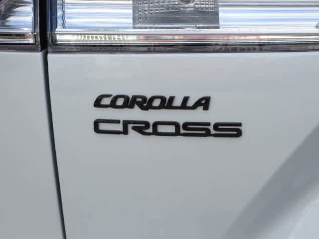 Used 2024 Toyota Corolla Cross Hybrid Nightshade Edition image 10