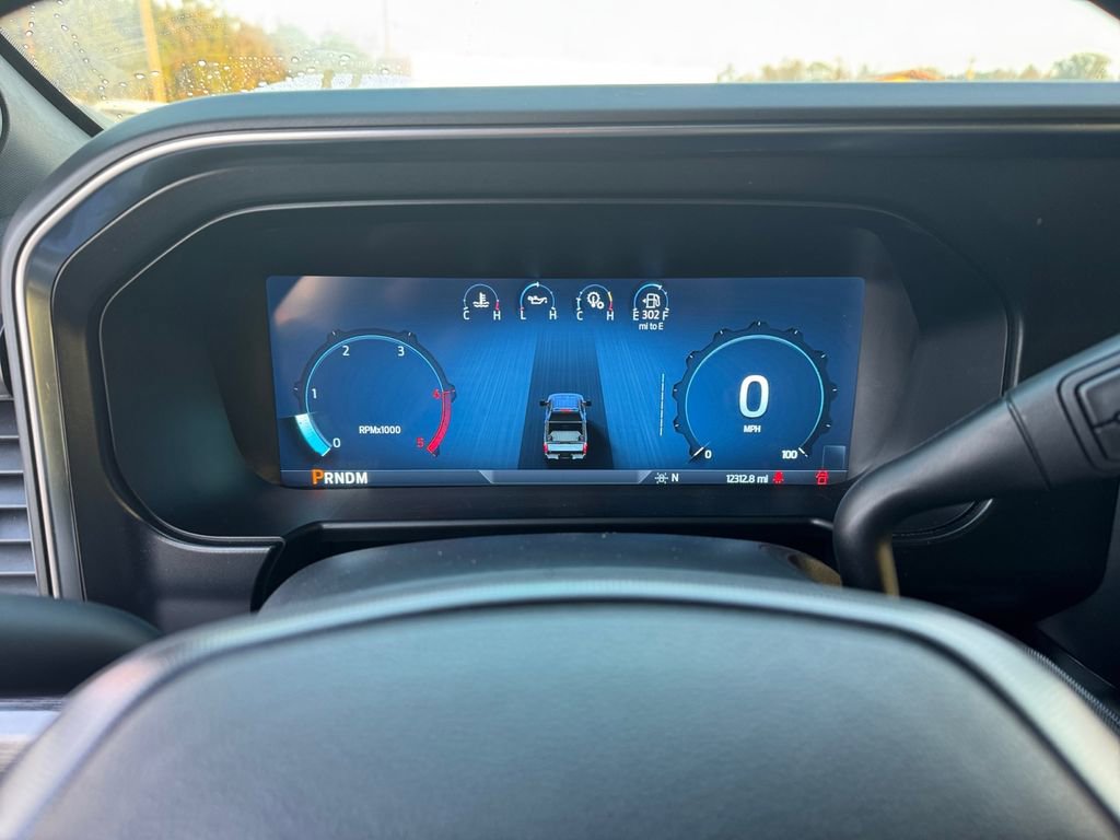 Used 2024 Ford F350 Platinum w/ FX4 Off-Road Package image 36