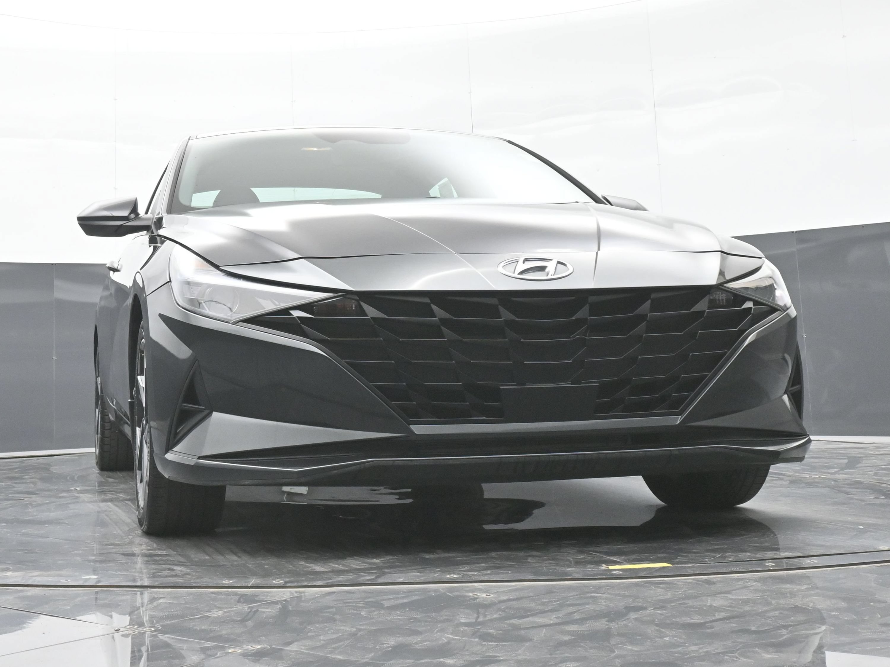 Used 2023 Hyundai Elantra SEL w/ Convenience Package FWD image 42