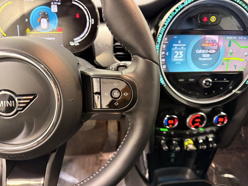 Certified 2024 MINI Cooper SE image 14