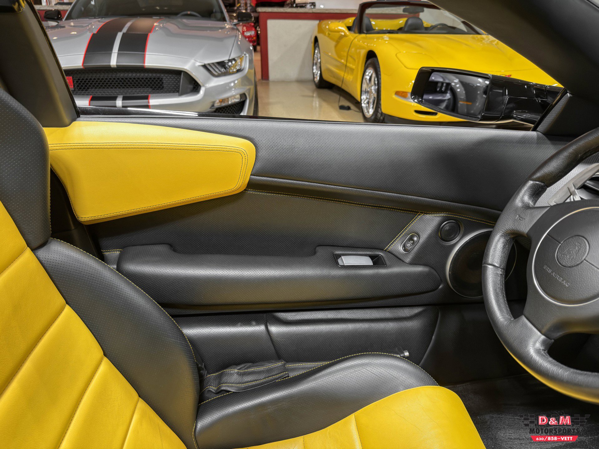 Used 2005 Lamborghini Murcielago Roadster image 23