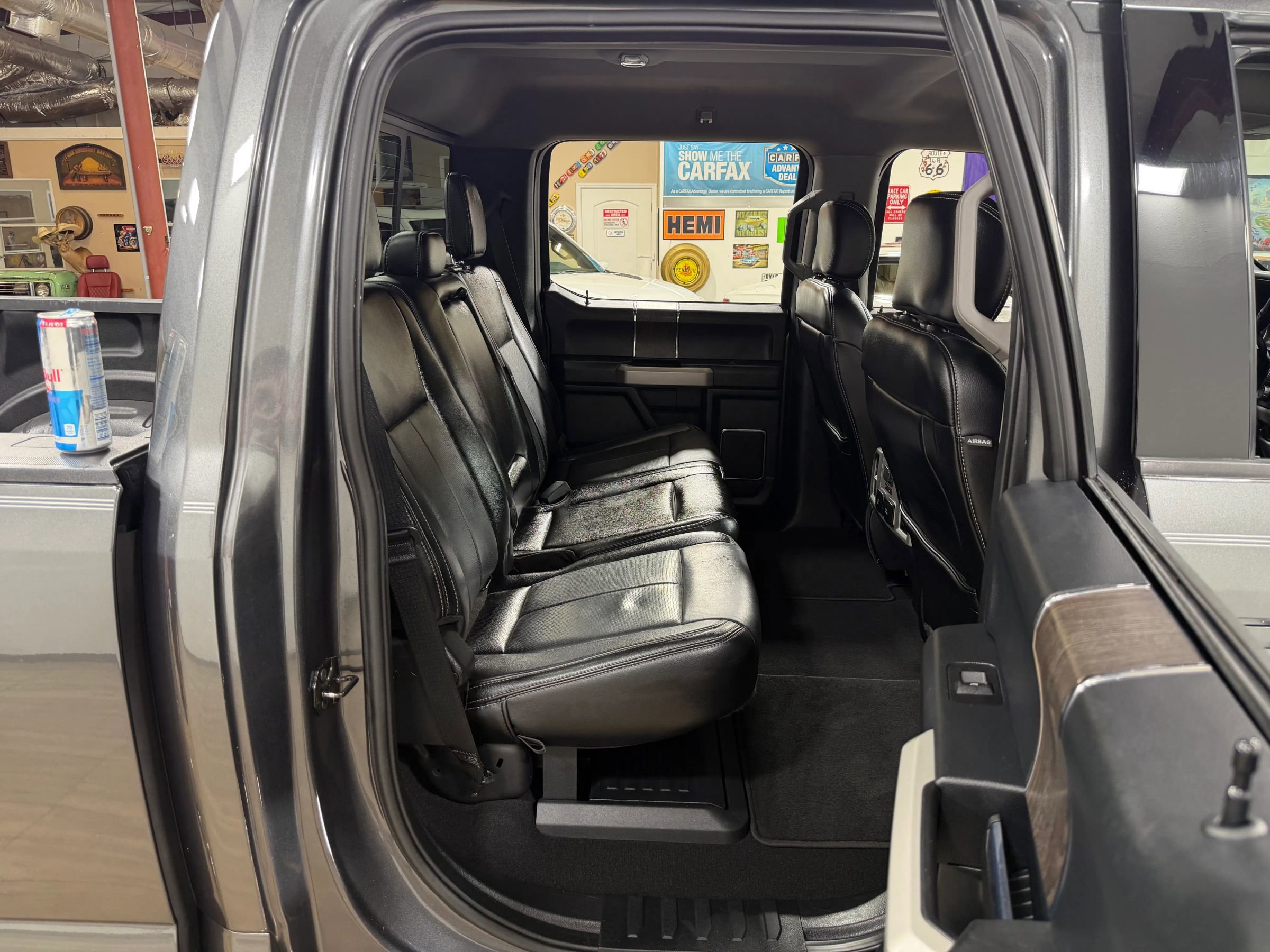 Used 2020 Ford F350 Lariat w/ Lariat Ultimate Package AWD/4WD image 18