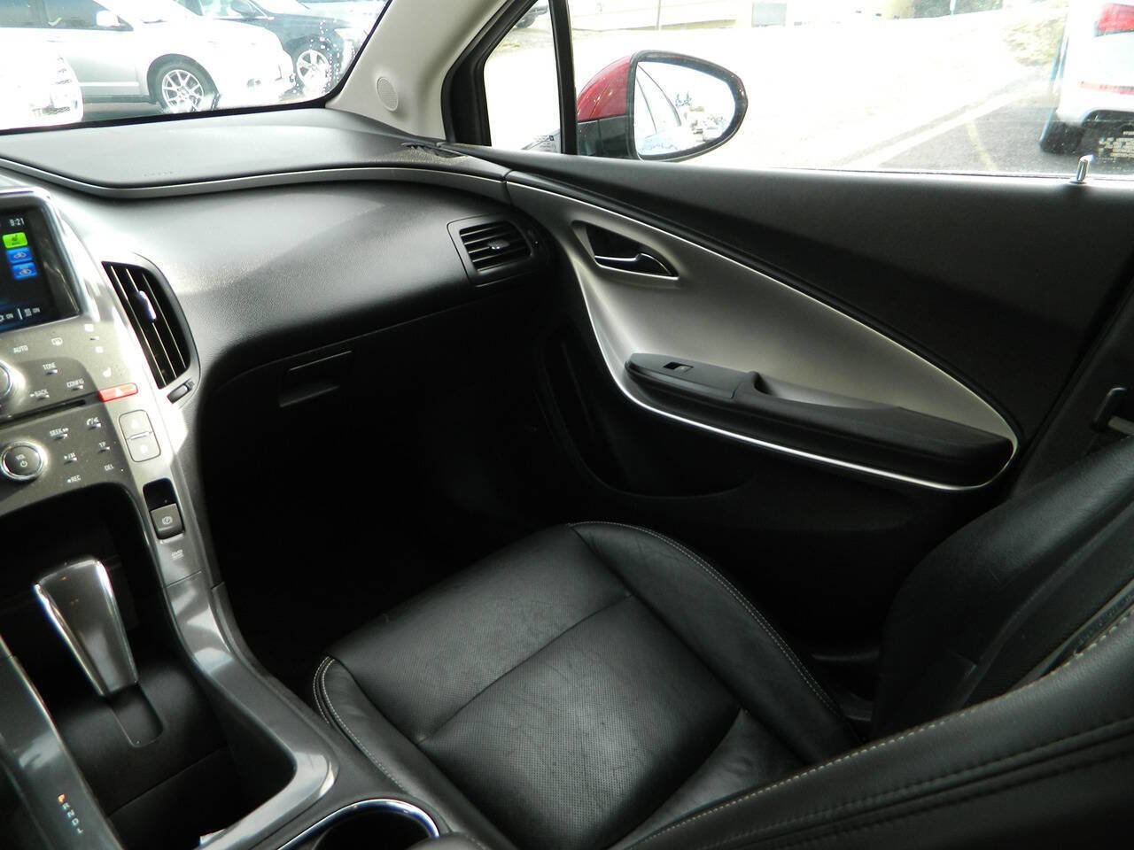 Used 2012 Chevrolet Volt Premium w/ Premium Trim Package image 17