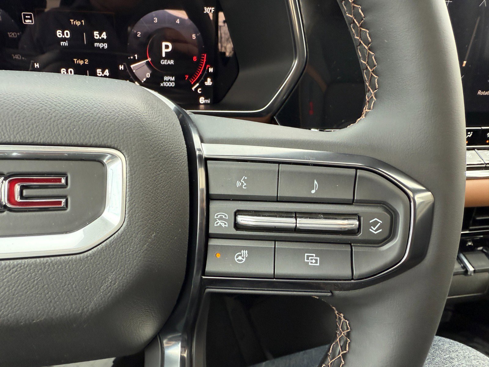 New 2026 GMC Canyon AT4 w/ Technology Plus Package image 27