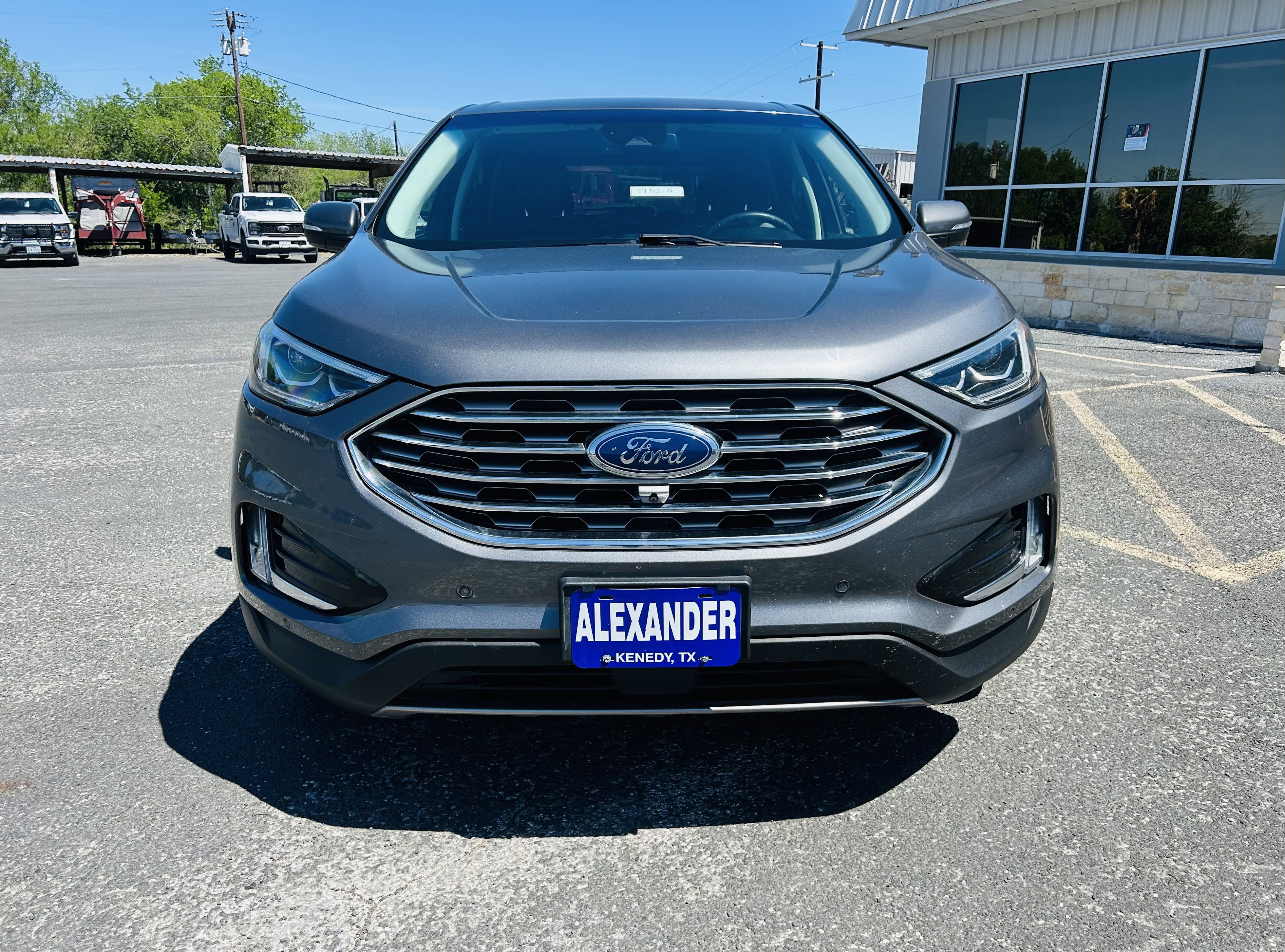 Used 2022 Ford Edge Titanium w/ Equipment Group 301A image 3