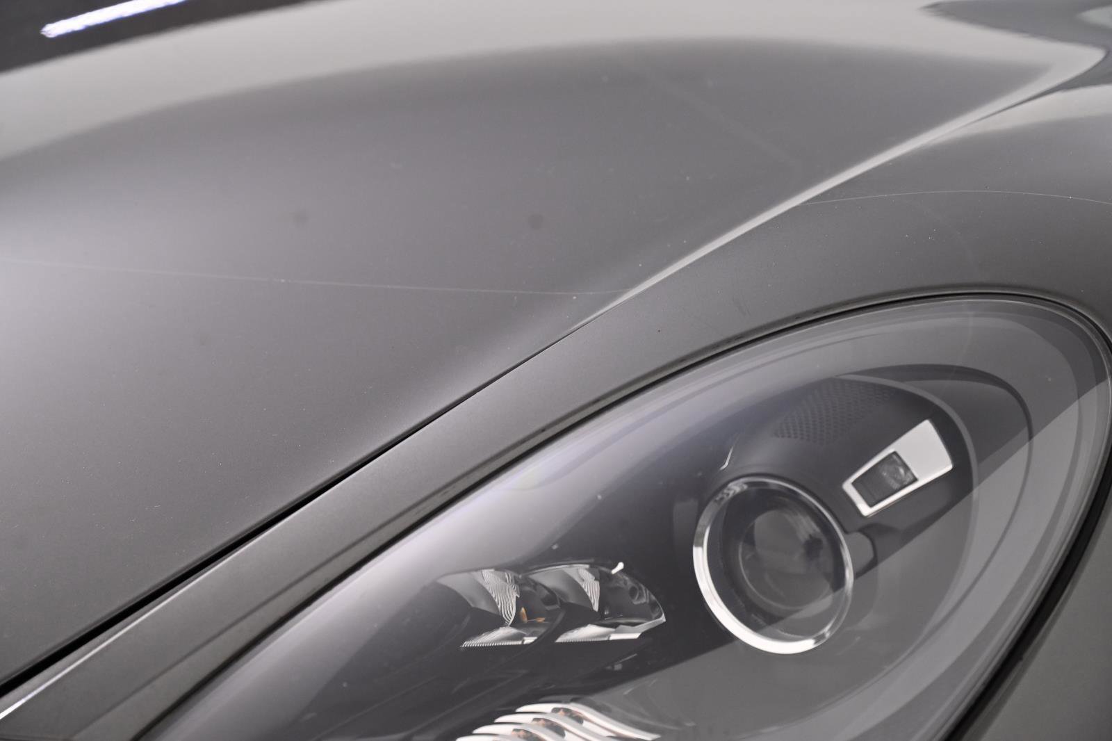 Used 2017 Porsche 718 Boxster S RWD image 9
