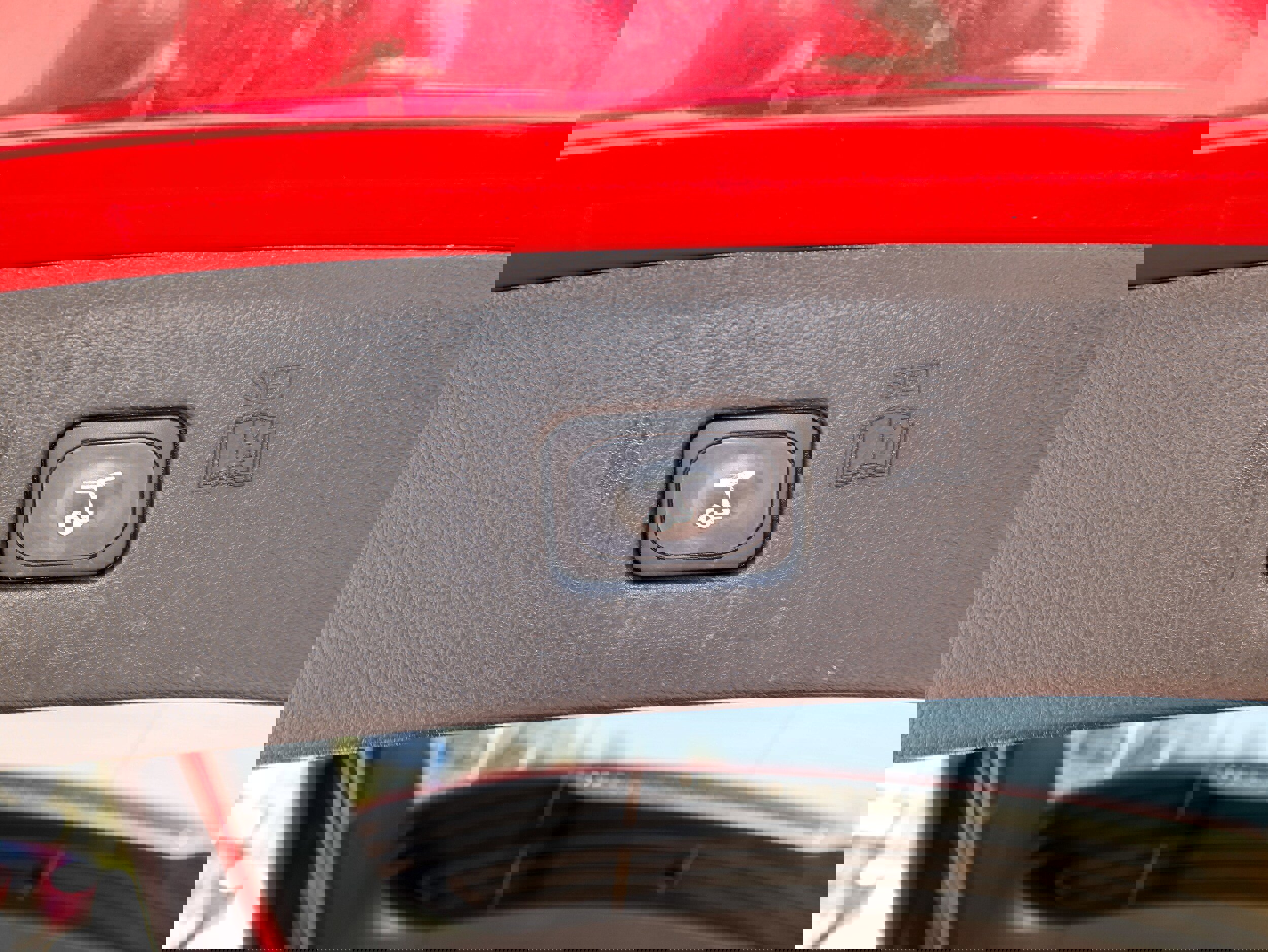 Used 2024 Ford Edge SEL w/ Convenience Package image 10