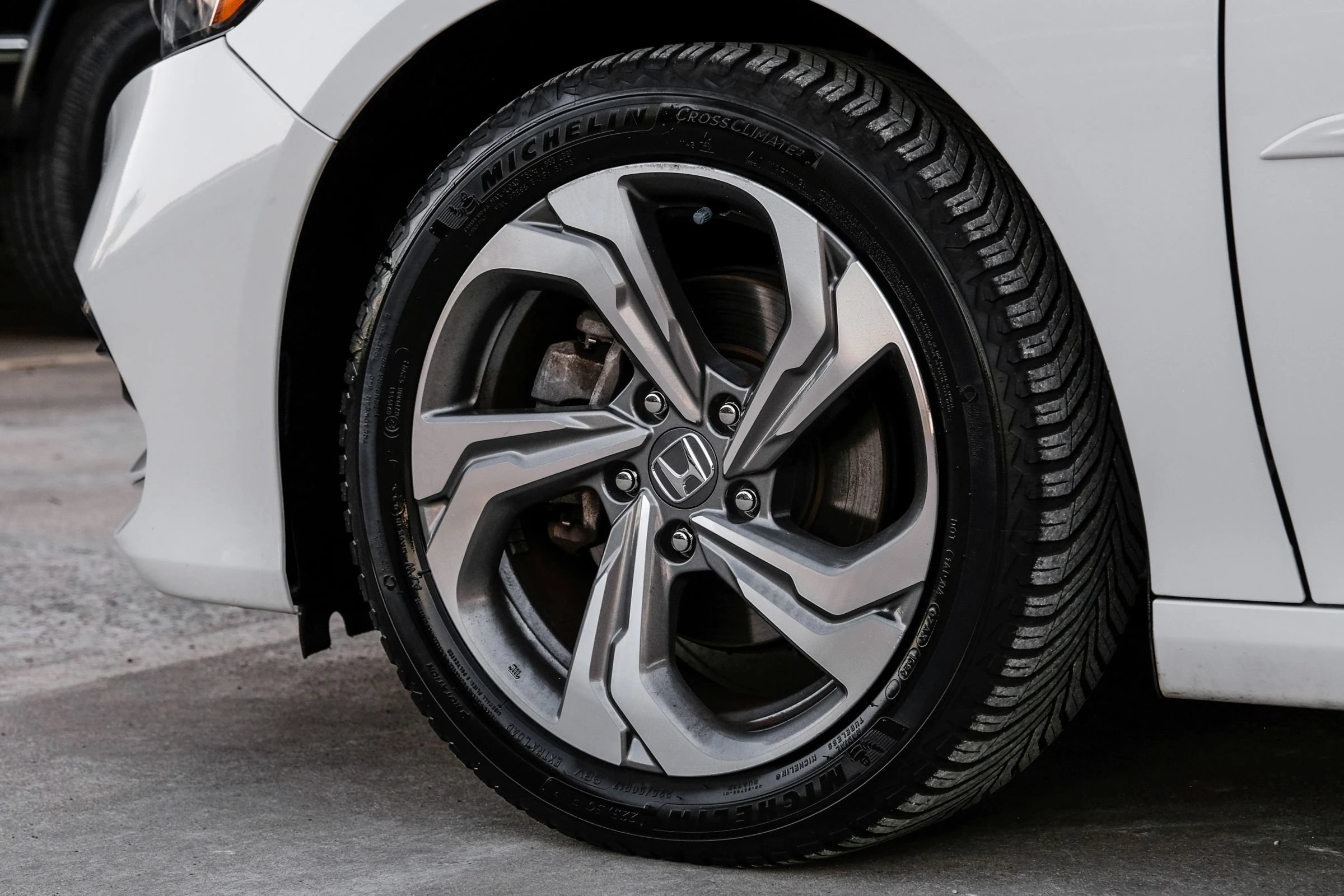 Used 2018 Honda Accord EX-L image 55