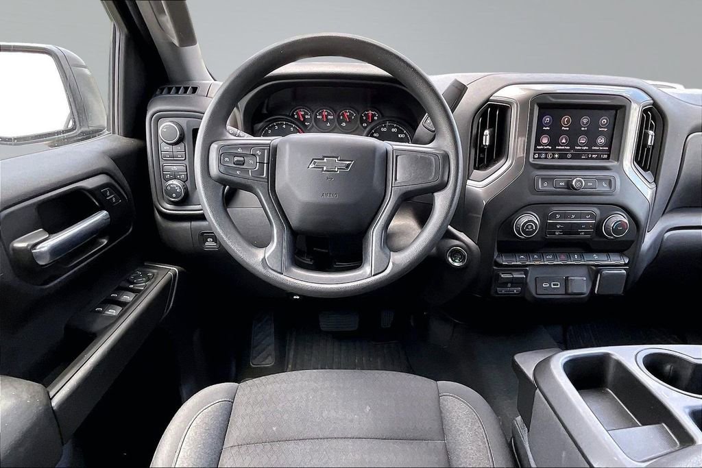 Used 2025 Chevrolet Silverado 1500 Custom Trail Boss w/ LPO, Dark Essentials Package AWD/4WD image 5