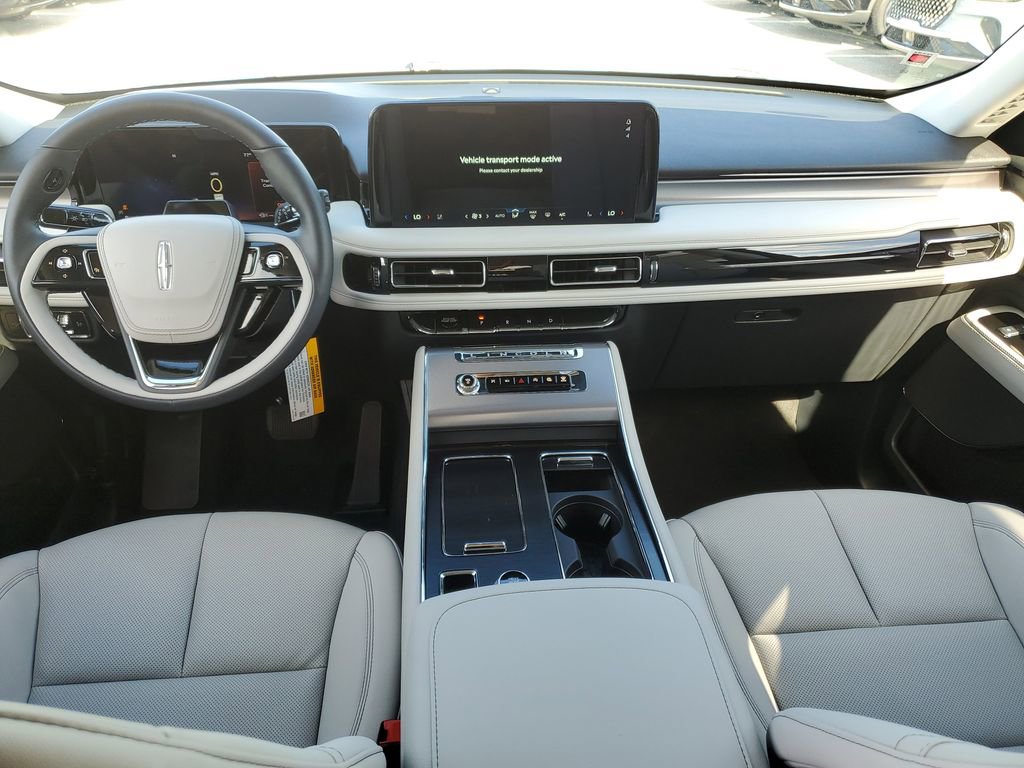 New 2026 Lincoln Aviator 2WD image 16
