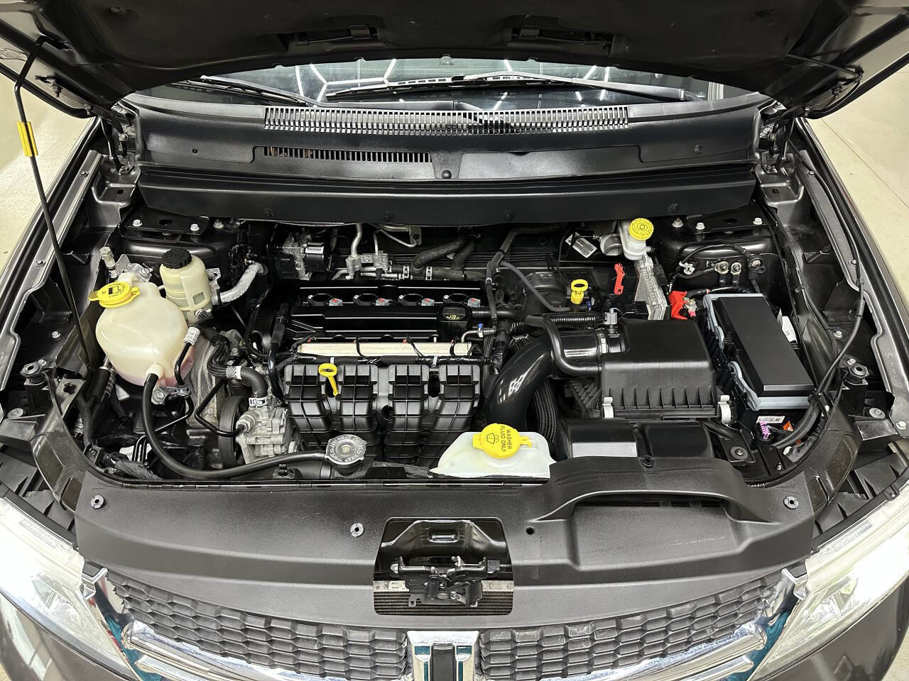 Used 2019 Dodge Journey SE w/ Premium Group image 7