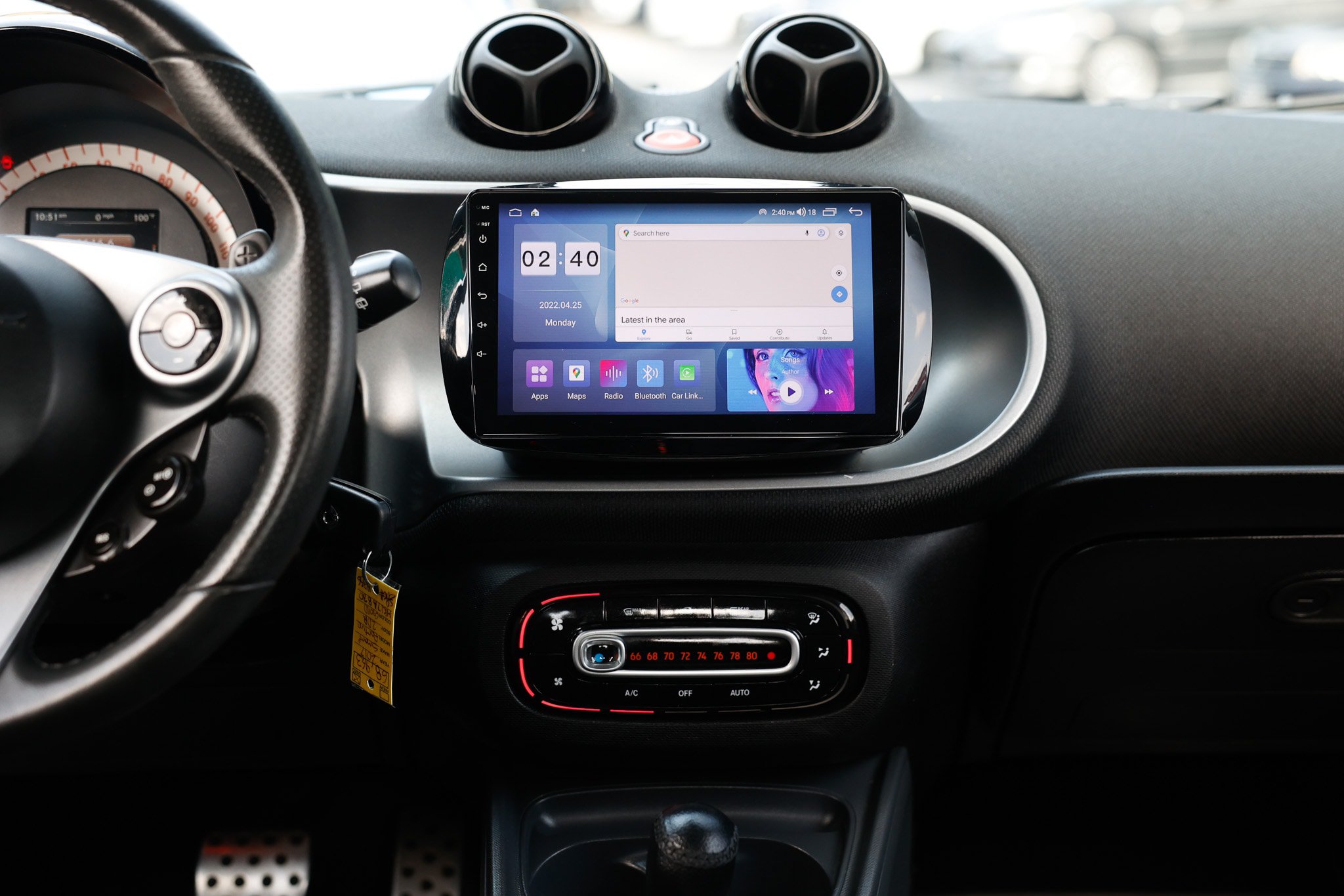 Used 2017 smart fortwo Proxy RWD image 31