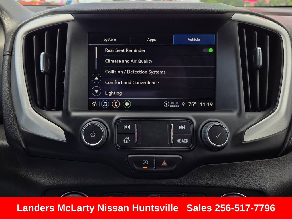 Used 2024 GMC Terrain SLT AWD/4WD image 18