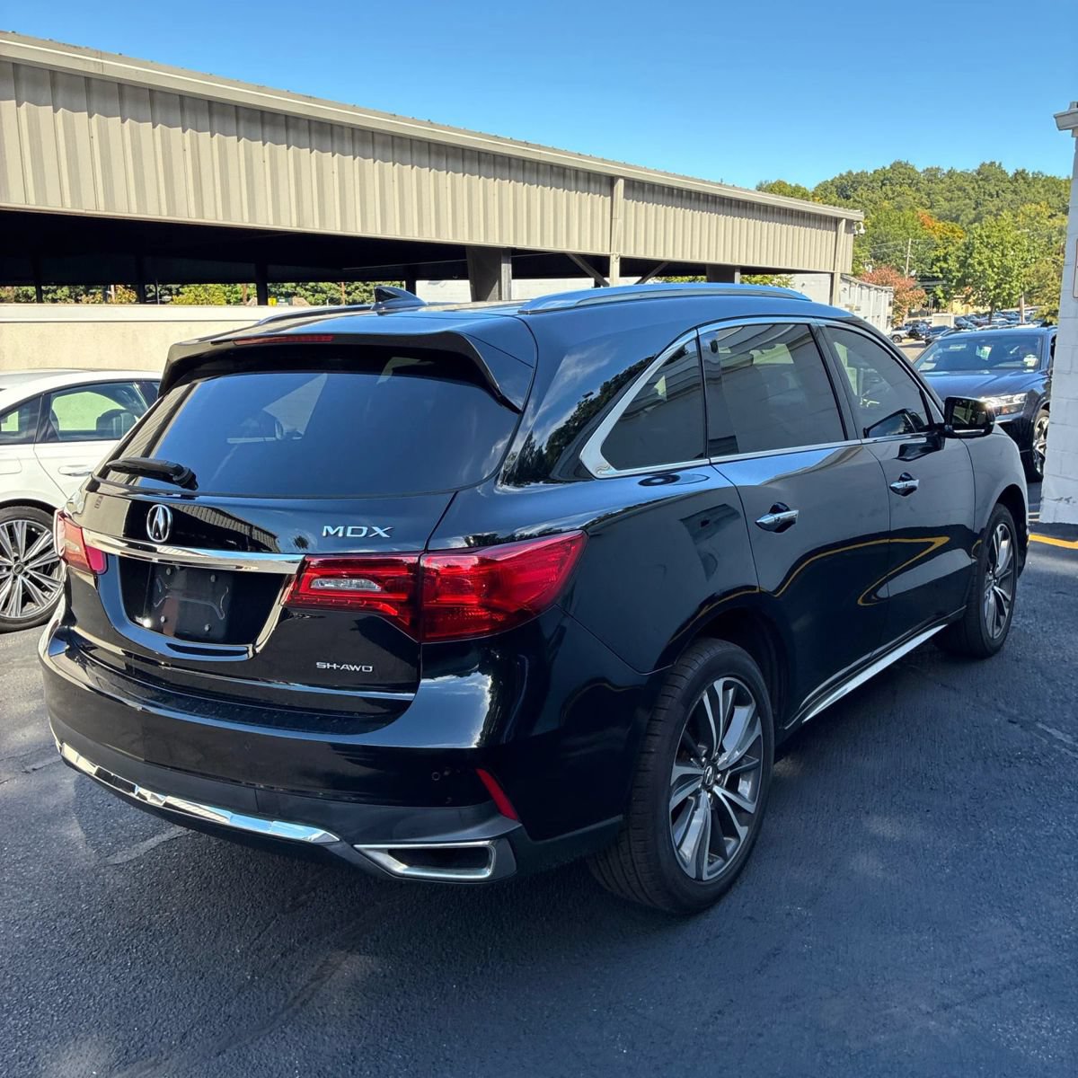 Used 2019 Acura MDX w/ Technology Package AWD/4WD image 4