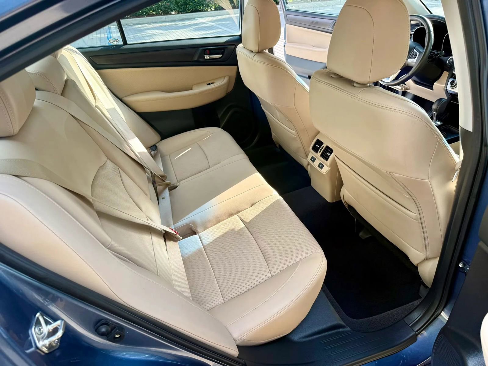 Used 2017 Subaru Legacy 2.5i Limited image 15