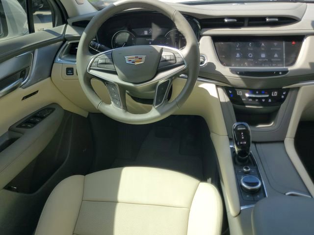 Certified 2024 Cadillac XT5 Premium Luxury FWD image 16