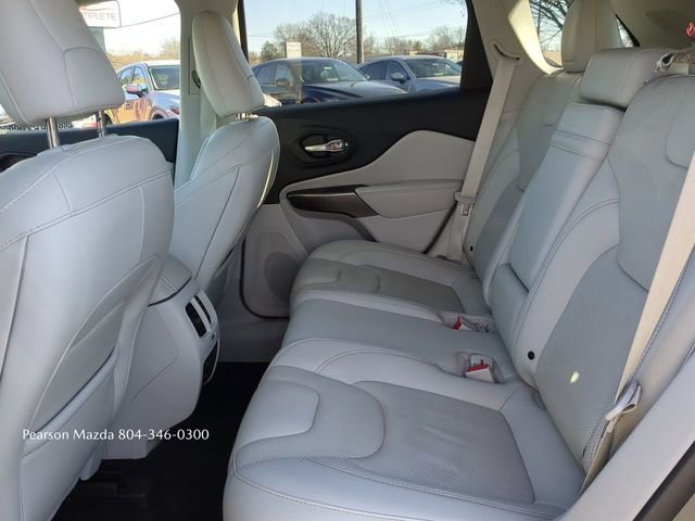 Used 2019 Jeep Cherokee Limited image 14