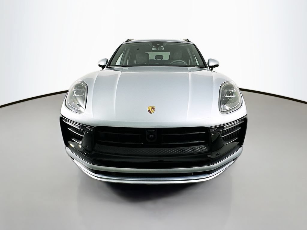 New 2026 Porsche Macan GTS AWD/4WD image 6