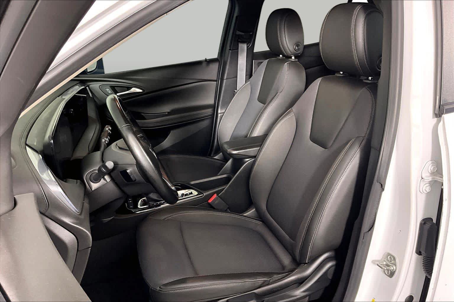 Used 2024 Buick Encore GX Preferred FWD image 8