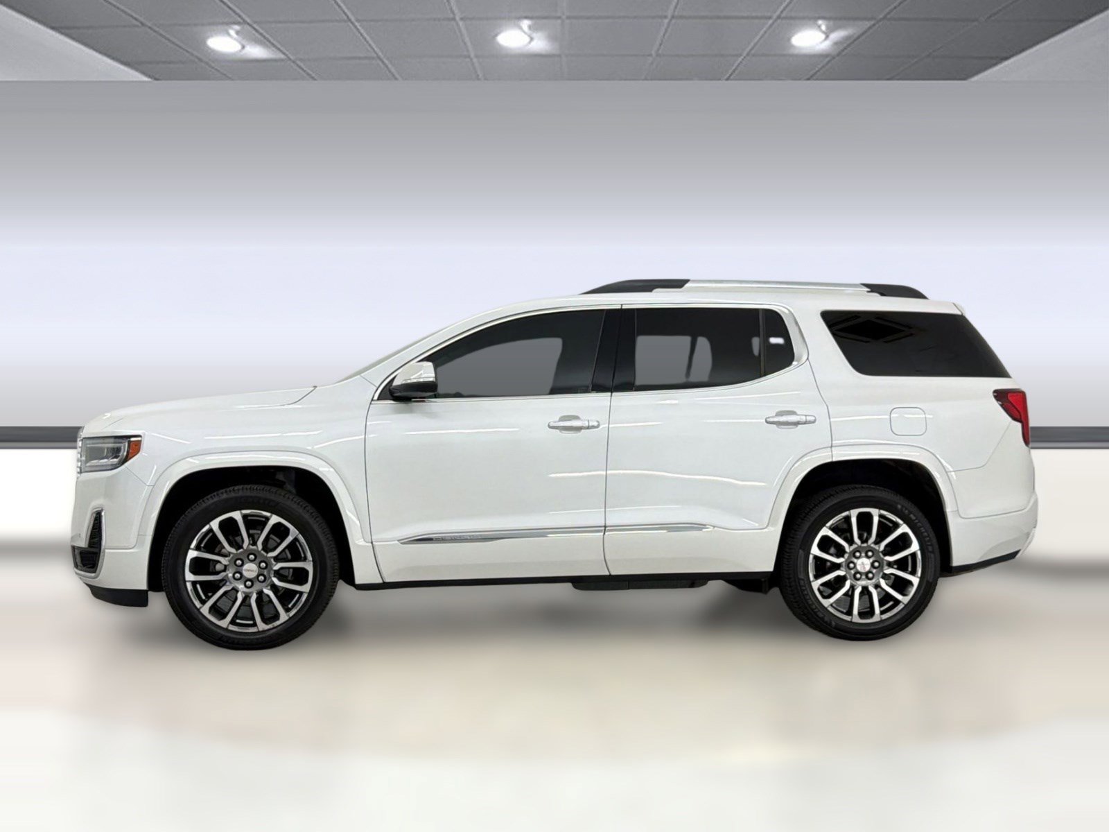 Used 2020 GMC Acadia Denali w/ Technology Package image 2