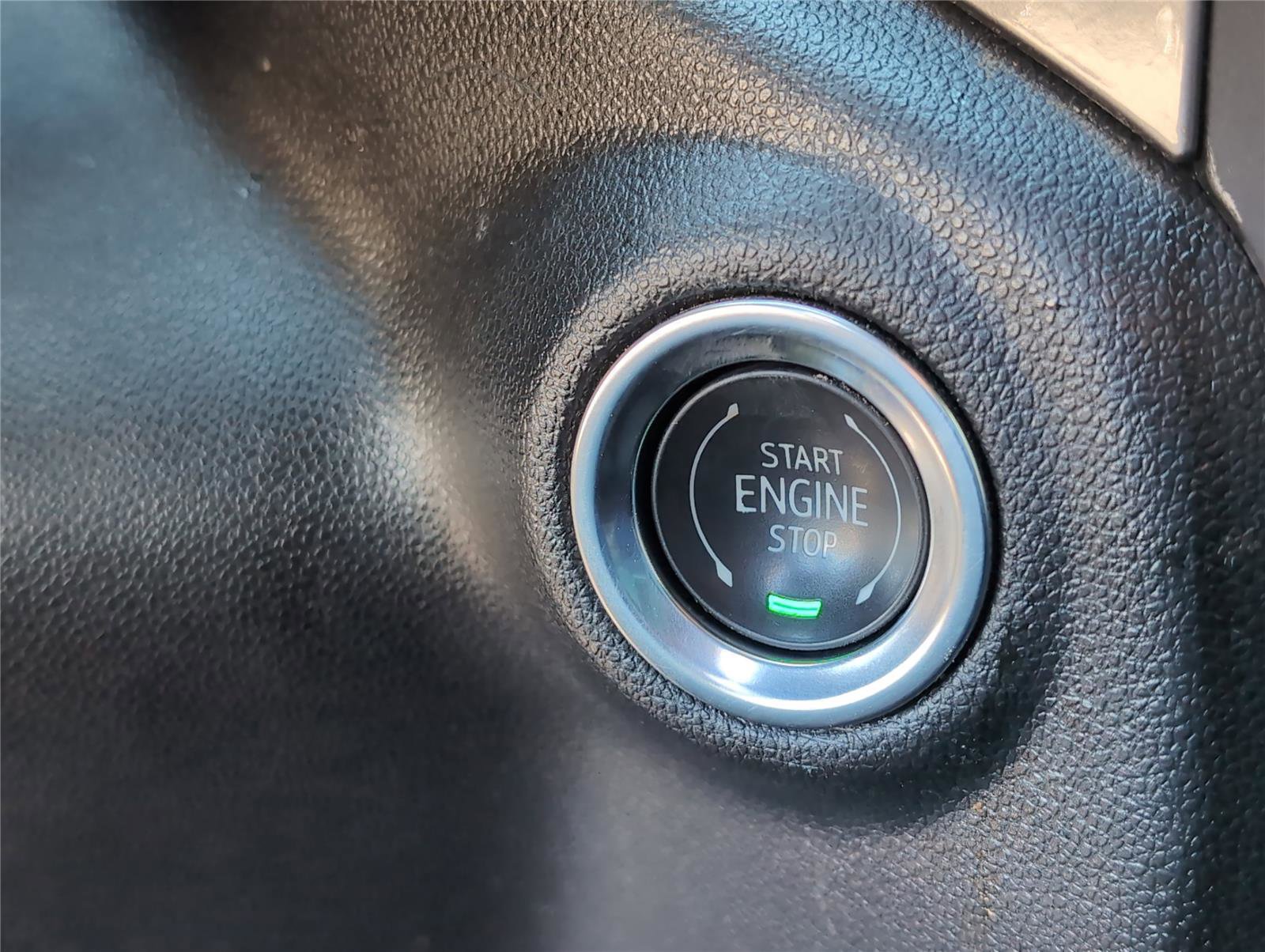 Certified 2025 Chevrolet Silverado 1500 W/T w/ WT Value Package image 19