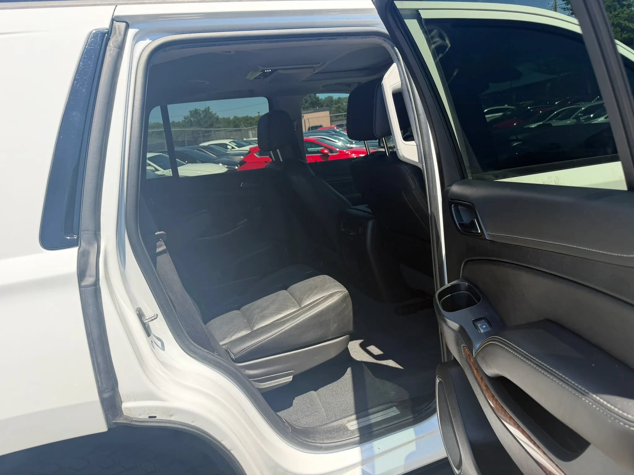 Used 2019 Chevrolet Tahoe Premier AWD/4WD image 27