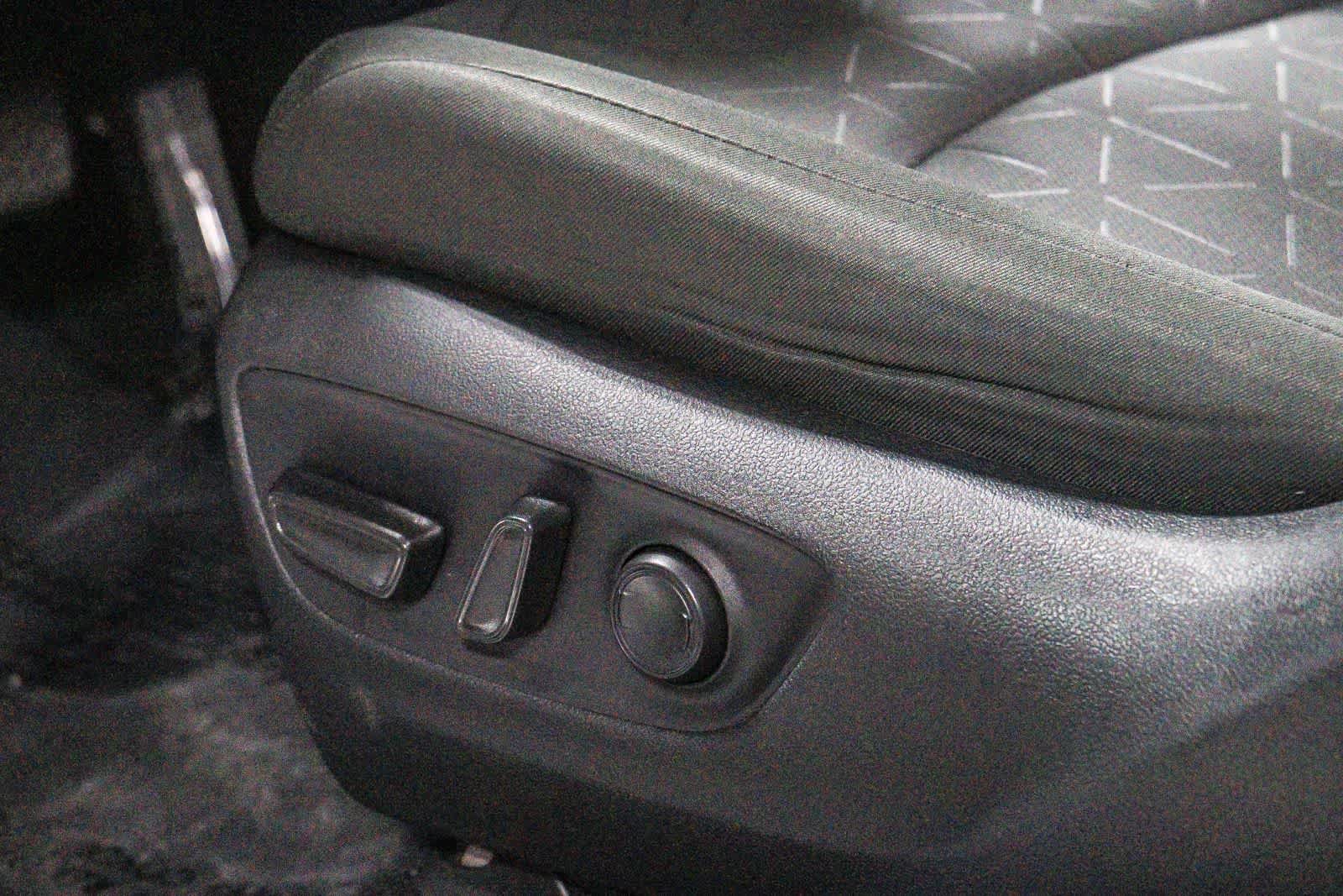 Certified 2024 Toyota RAV4 XLE FWD image 21