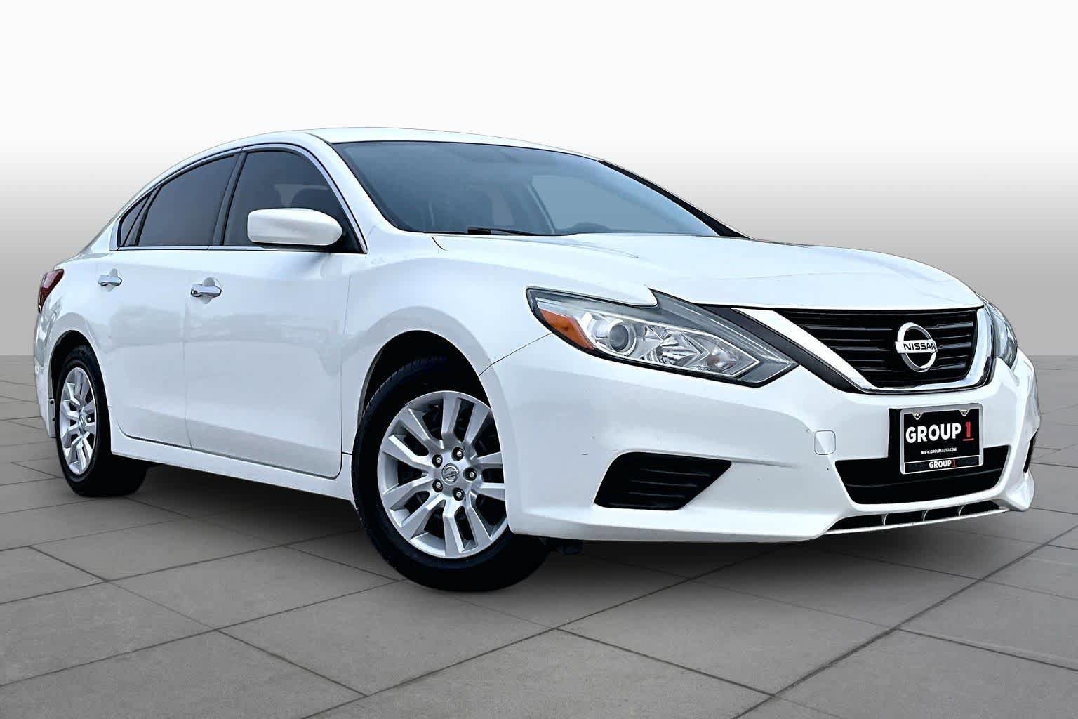 Used 2018 Nissan Altima 2.5 S w/ S Convenience Package FWD image 3