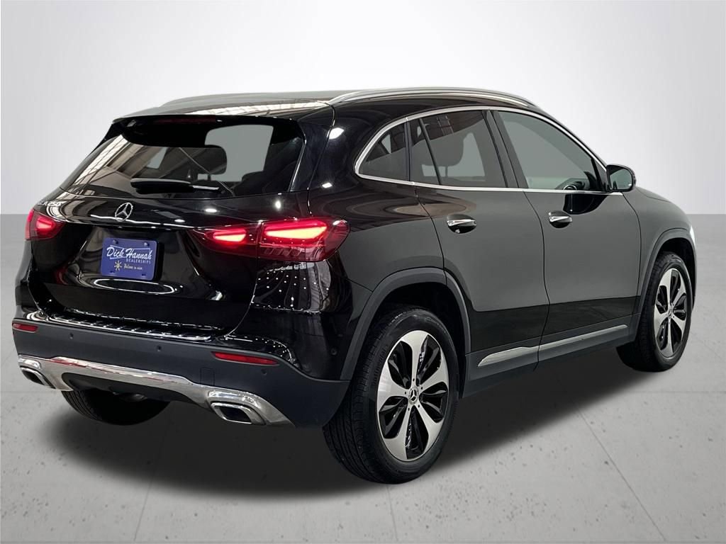 Used 2025 Mercedes-Benz GLA 250 image 10