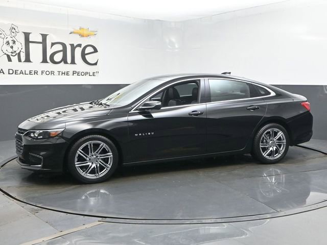 Used 2018 Chevrolet Malibu LT w/ Leather Package image 30