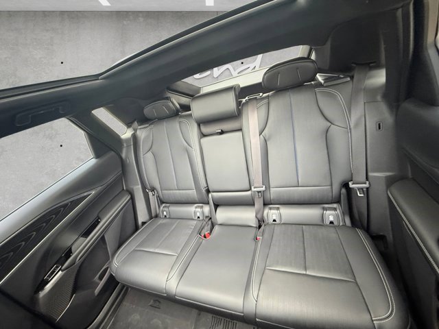 Certified 2024 Cadillac Lyriq Luxury AWD/4WD image 25