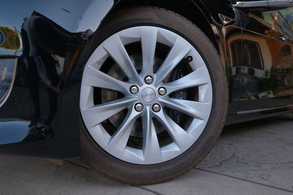 Used 2016 Tesla Model S 75 image 45