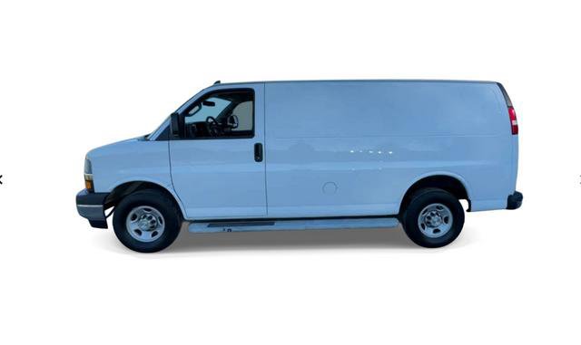 Used 2024 Chevrolet Express 2500 w/ Driver Convenience Package image 3