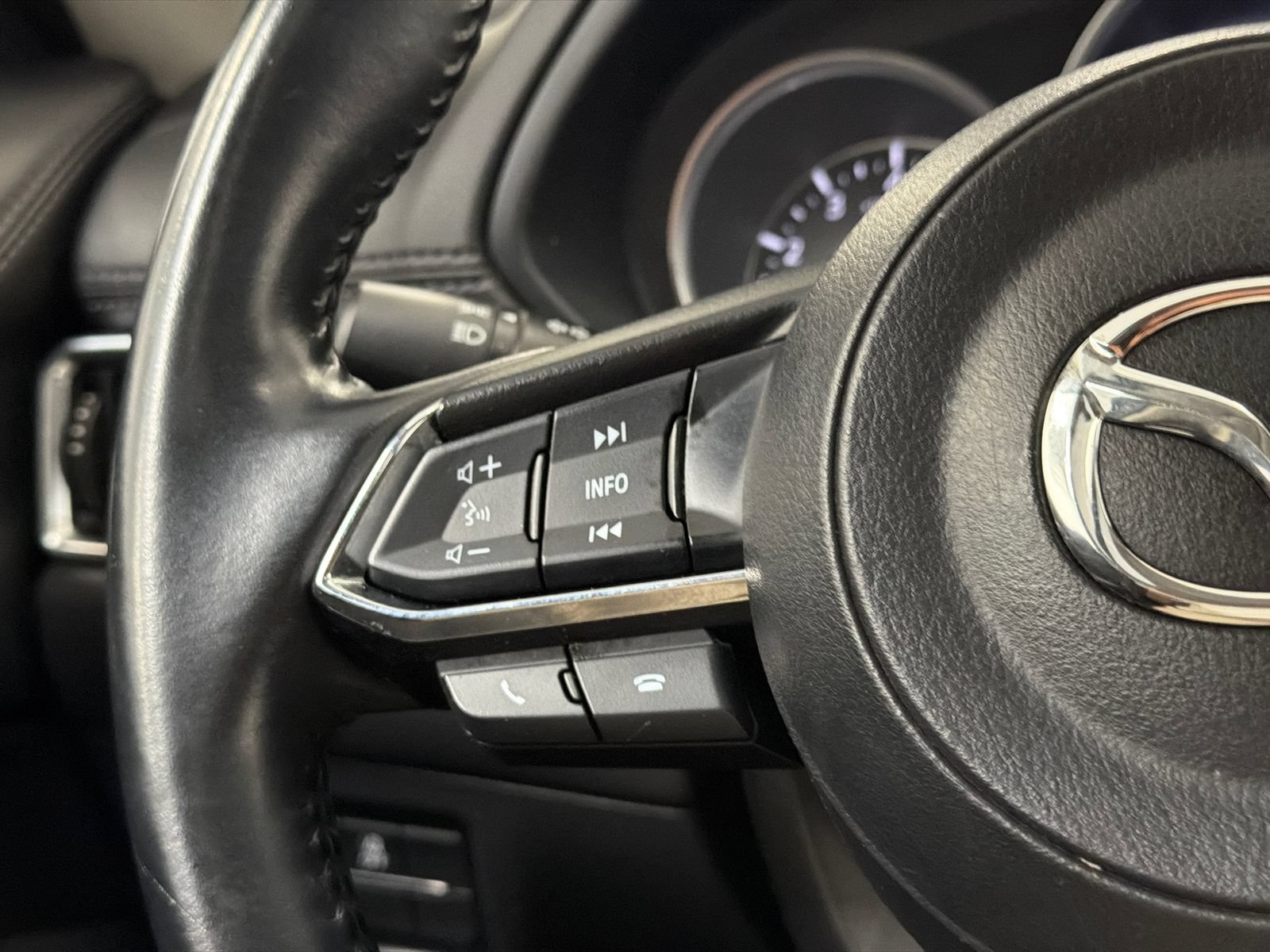 Used 2019 MAZDA CX-5 Touring AWD/4WD image 25
